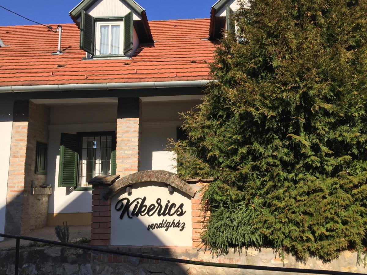 Kikerics Vendeghaz Bed and Breakfast Villány Eksteriør billede