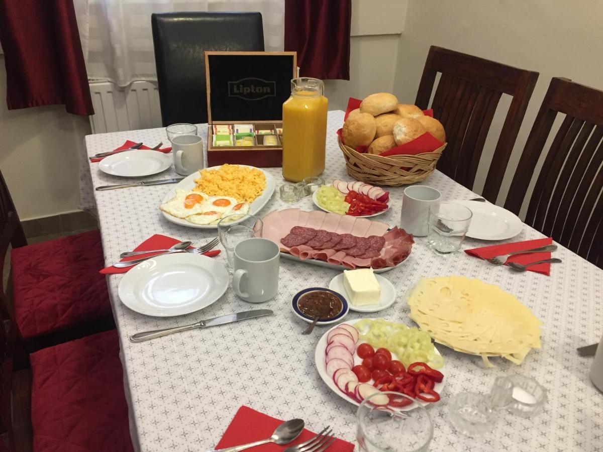 Kikerics Vendeghaz Bed and Breakfast Villány Eksteriør billede
