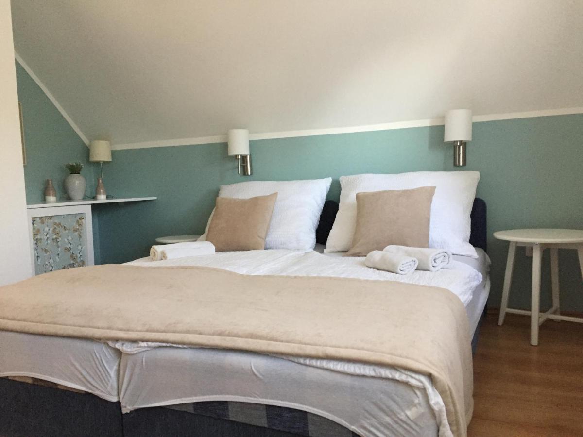 Kikerics Vendeghaz Bed and Breakfast Villány Eksteriør billede